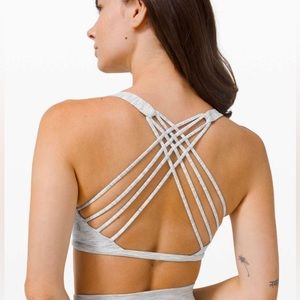 Lululemon Free To Be Bra Wild 6